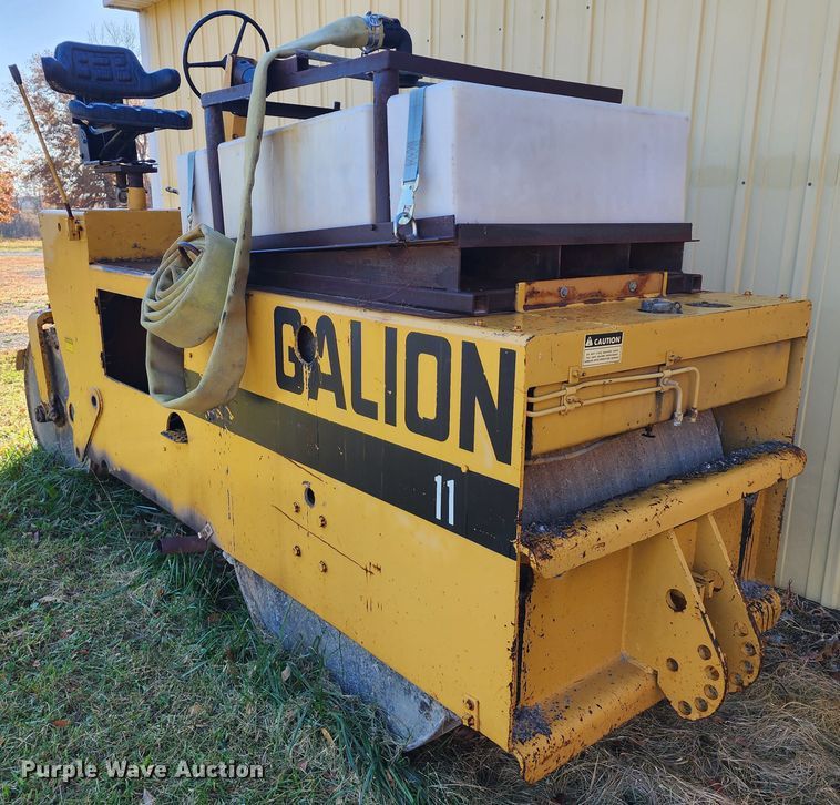 image for item DM4828 Galion S4-6B WD  double drum roller