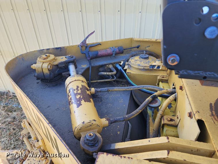 image for item DM4828 Galion S4-6B WD  double drum roller