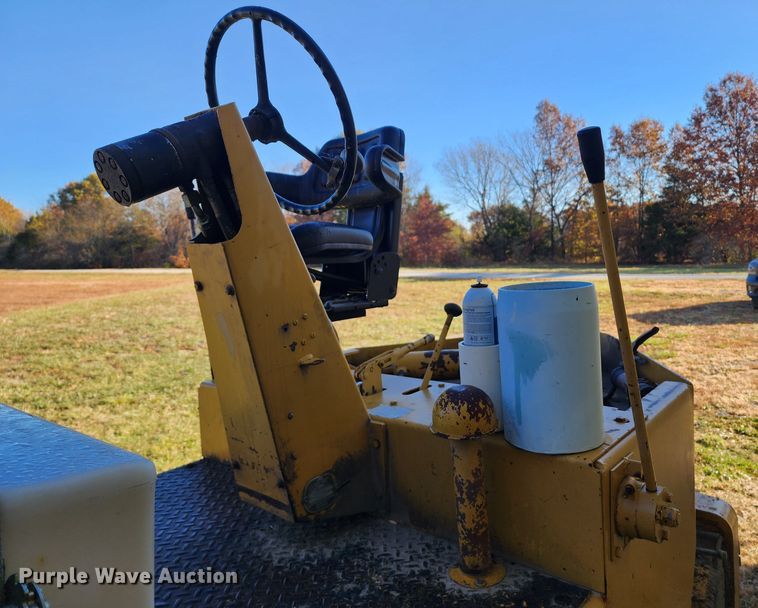 image for item DM4828 Galion S4-6B WD  double drum roller