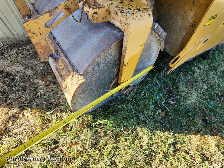 image for item DM4828 Galion S4-6B WD  double drum roller