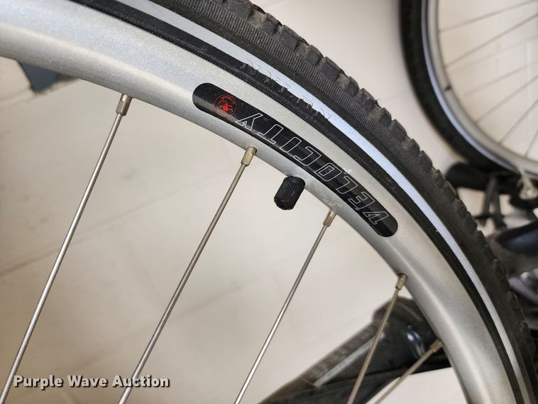 image for item DM4877 (2) Stylo police bikes