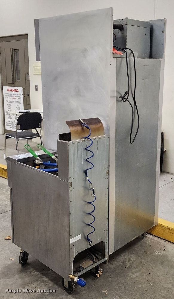 image for item DM4881 Restaurant equipment