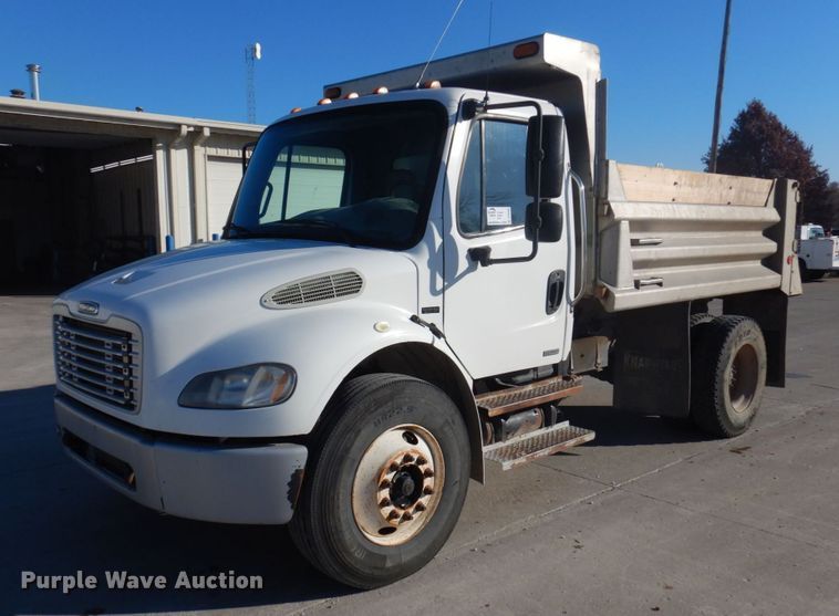 image for item DP0405 2007 Freightliner Business Class M2  dump truck