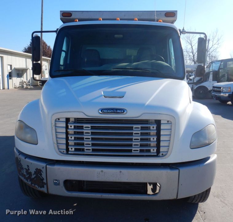 image for item DP0405 2007 Freightliner Business Class M2  dump truck