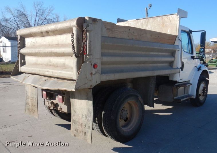 image for item DP0405 2007 Freightliner Business Class M2  dump truck