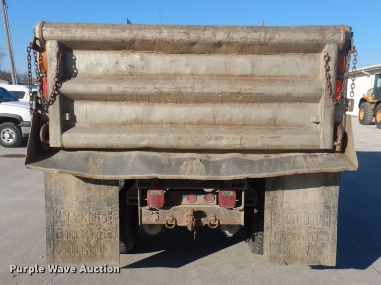 image for item DP0405 2007 Freightliner Business Class M2  dump truck