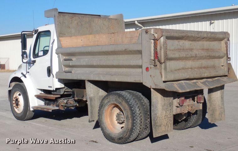 image for item DP0405 2007 Freightliner Business Class M2  dump truck