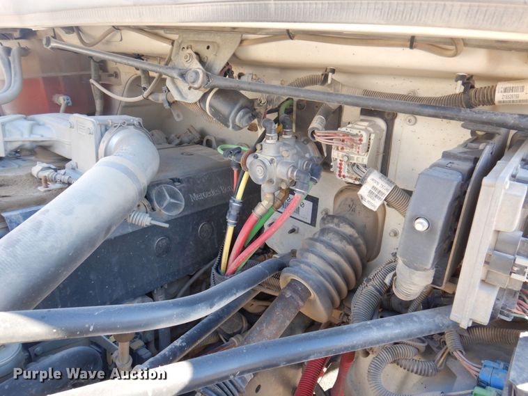 image for item DP0405 2007 Freightliner Business Class M2  dump truck