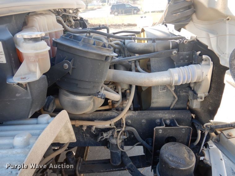 image for item DP0405 2007 Freightliner Business Class M2  dump truck