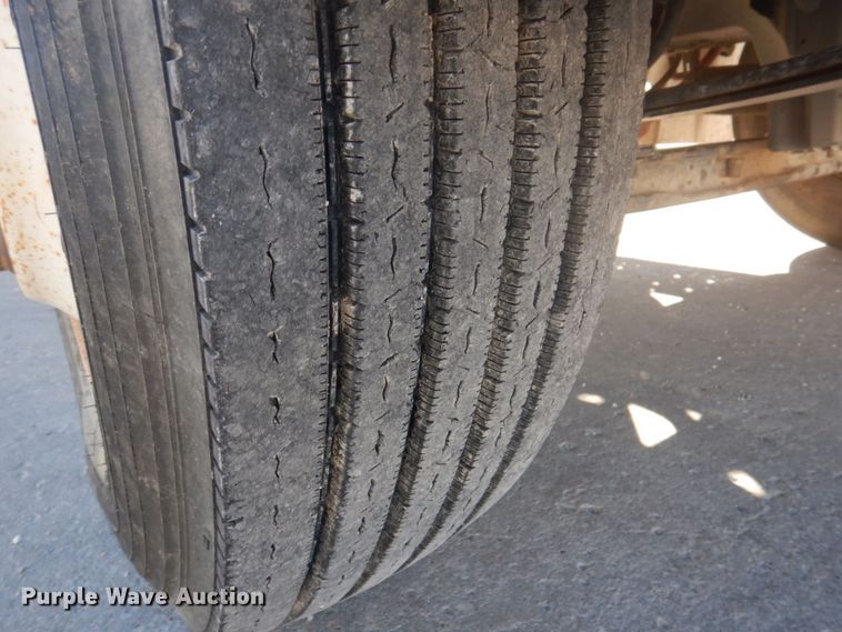 image for item DP0405 2007 Freightliner Business Class M2  dump truck