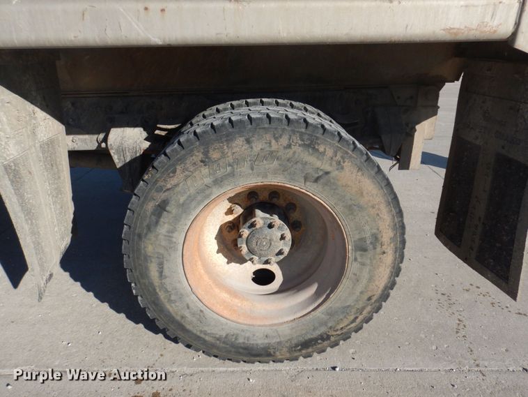 image for item DP0405 2007 Freightliner Business Class M2  dump truck