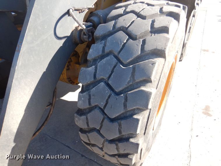 image for item DP0407 2007 John Deere 544J  wheel loader