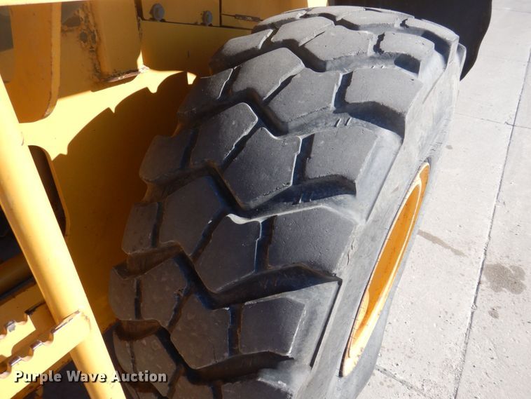 image for item DP0407 2007 John Deere 544J  wheel loader