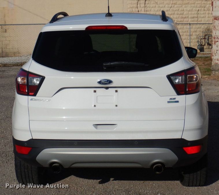 image for item DP0411 2017 Ford Escape SE  SUV