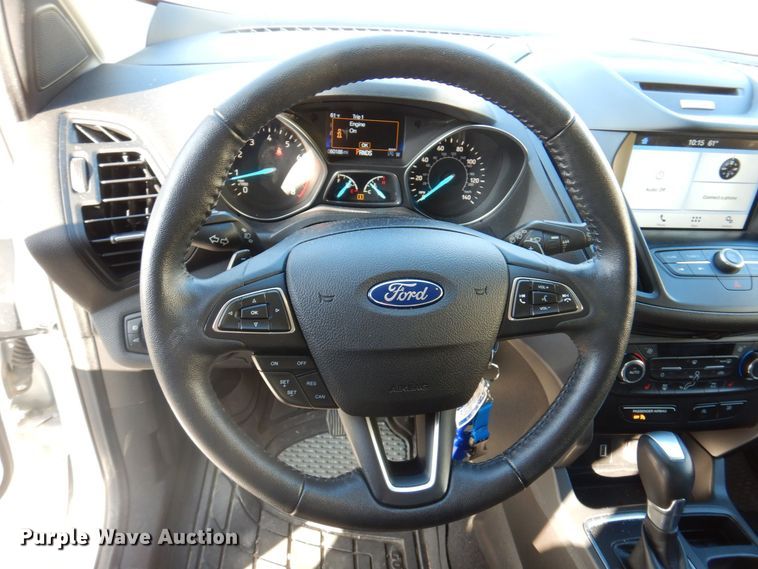 image for item DP0411 2017 Ford Escape SE  SUV