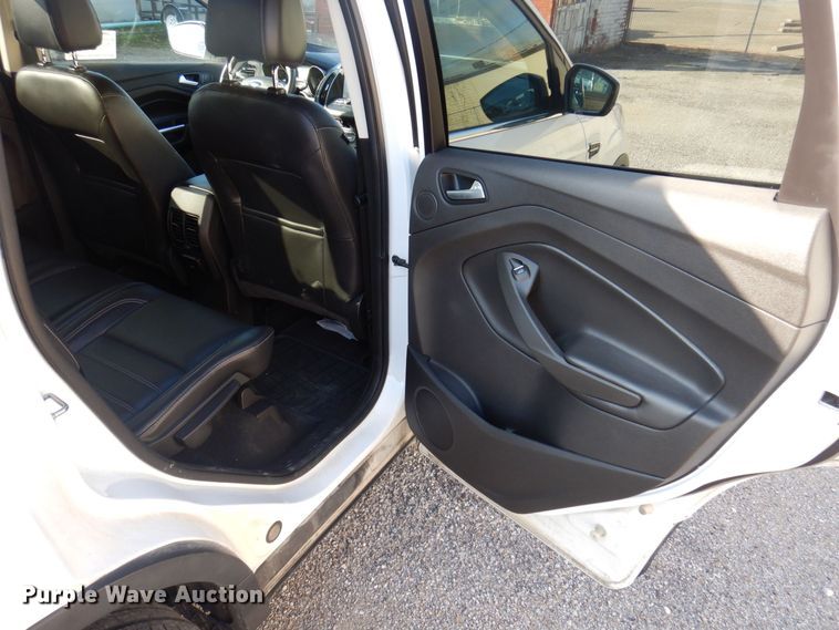 image for item DP0411 2017 Ford Escape SE  SUV