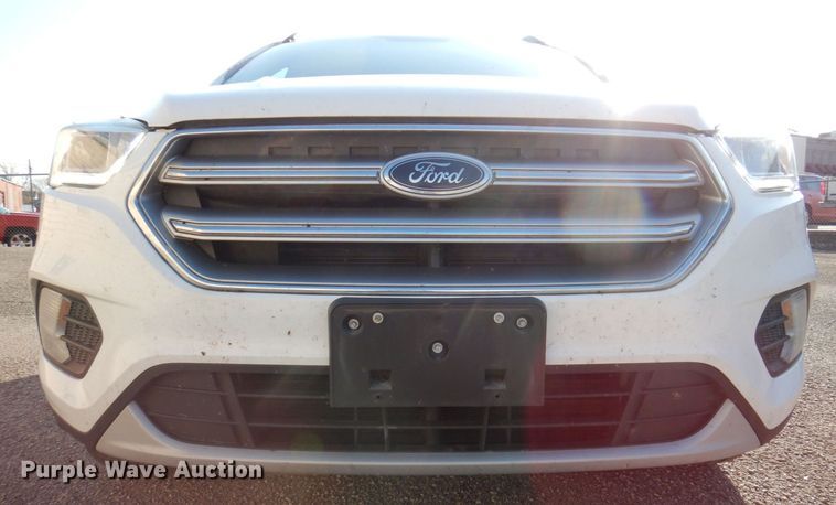 image for item DP0411 2017 Ford Escape SE  SUV