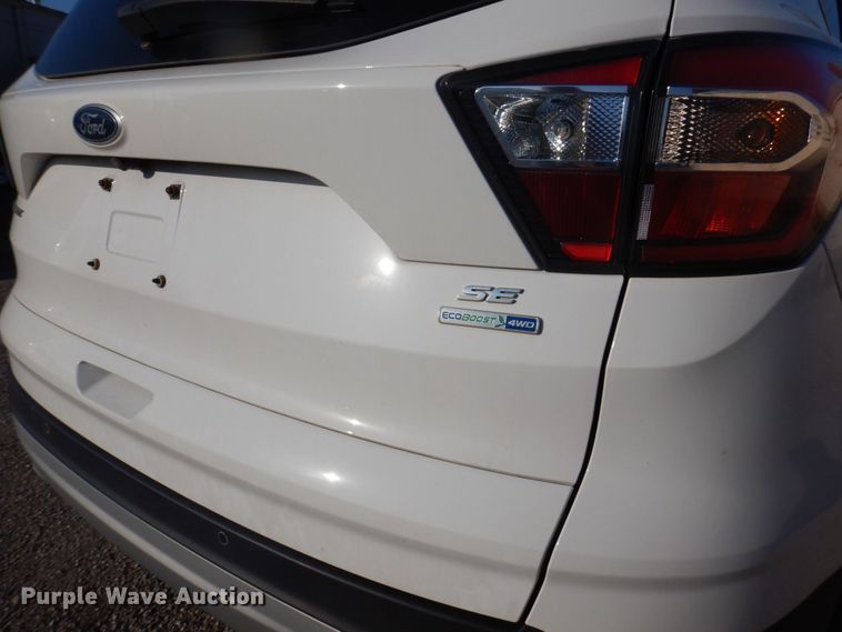 image for item DP0411 2017 Ford Escape SE  SUV