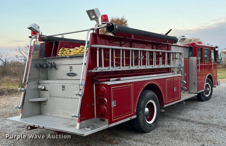 image for item DR7296 1986 Pierce Arrow  pumper fire truck
