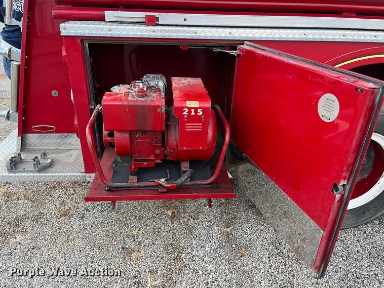 image for item DR7296 1986 Pierce Arrow  pumper fire truck