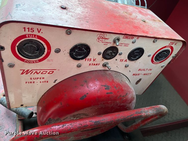 image for item DR7296 1986 Pierce Arrow  pumper fire truck