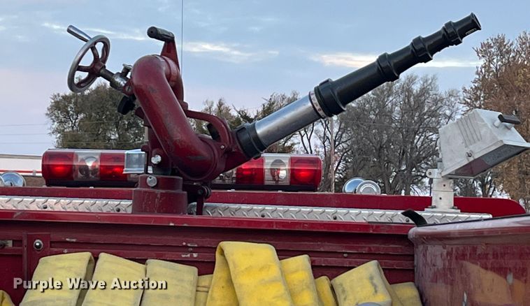 image for item DR7296 1986 Pierce Arrow  pumper fire truck