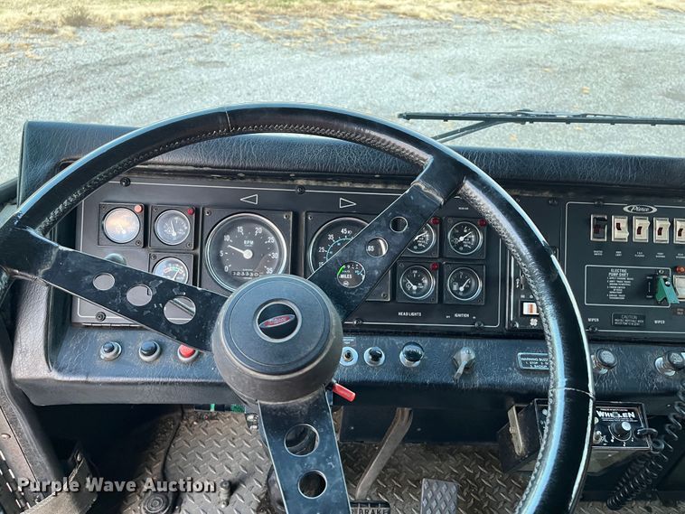 image for item DR7296 1986 Pierce Arrow  pumper fire truck