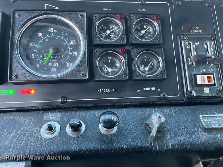 image for item DR7296 1986 Pierce Arrow  pumper fire truck