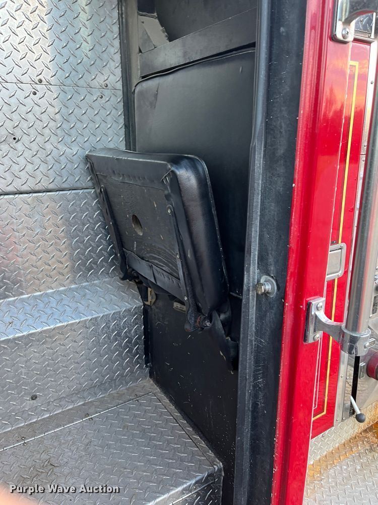 image for item DR7296 1986 Pierce Arrow  pumper fire truck