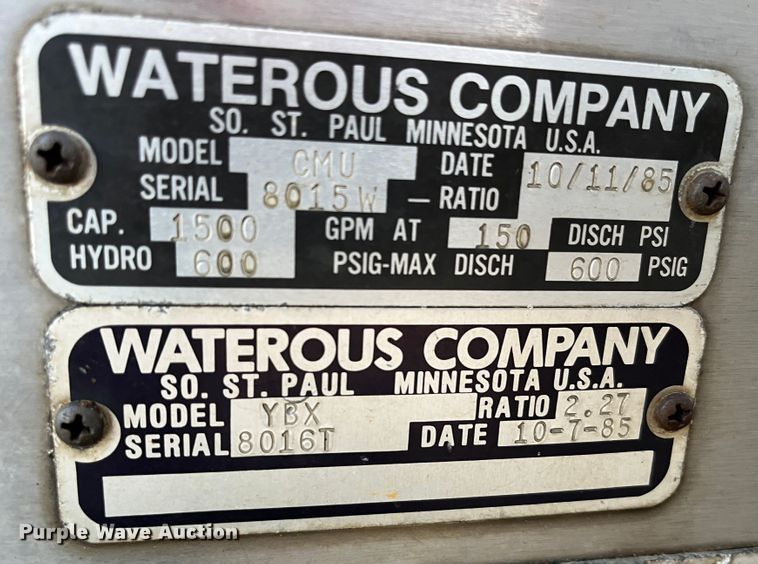 image for item DR7296 1986 Pierce Arrow  pumper fire truck