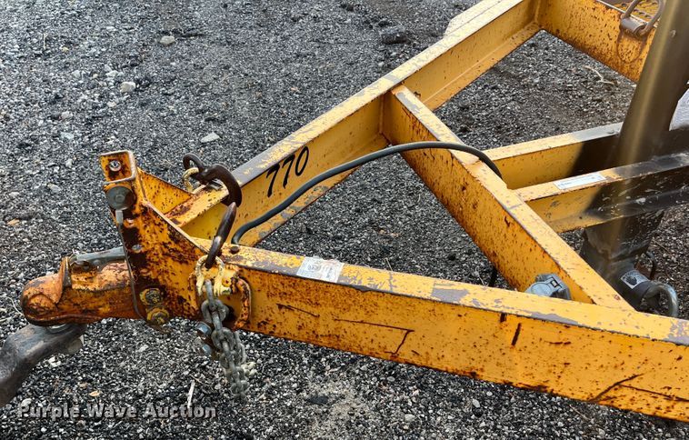 image for item DR7304 1995 UMFG  equipment trailer