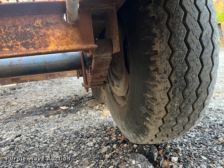 image for item DR7304 1995 UMFG  equipment trailer