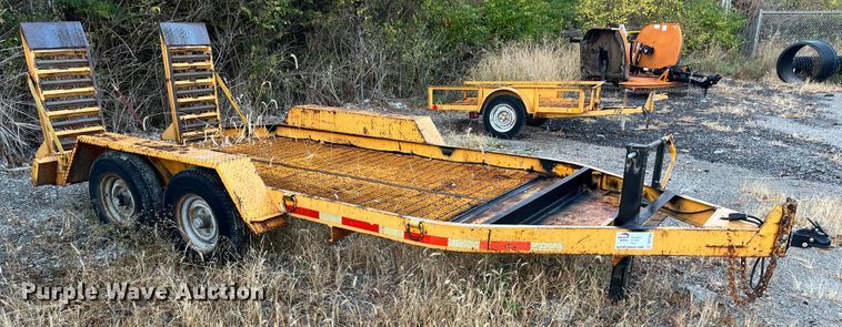 image for item DR7305 1989 Intl  equipment trailer