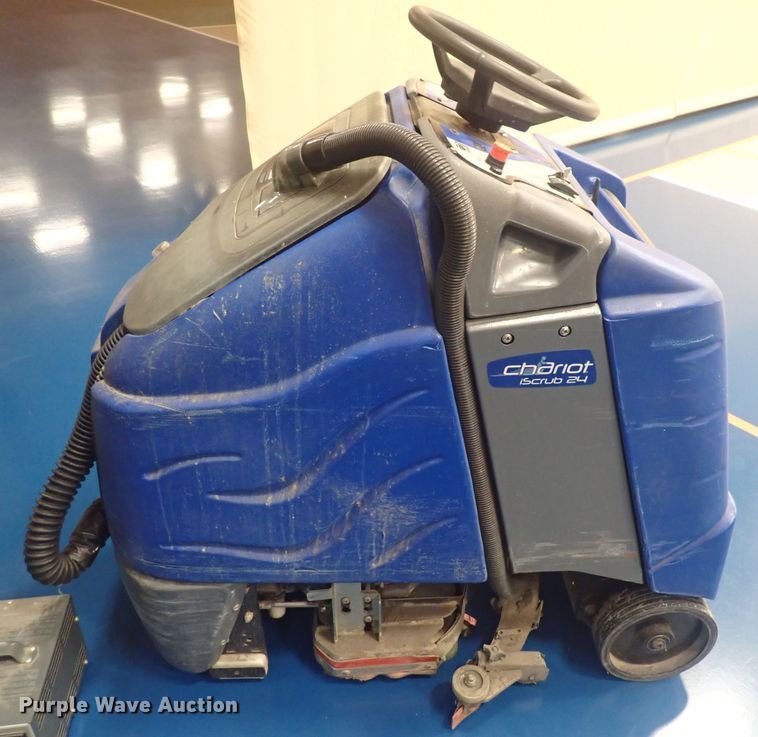 image for item GD9383 Windsor Chariot CSX24  floor scrubber