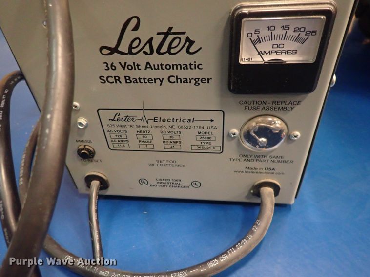 image for item GD9383 Windsor Chariot CSX24  floor scrubber