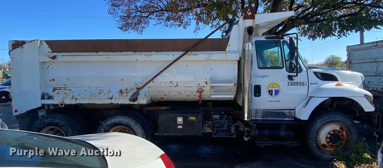 image for item IG9811 2008 International 7400 dump truck