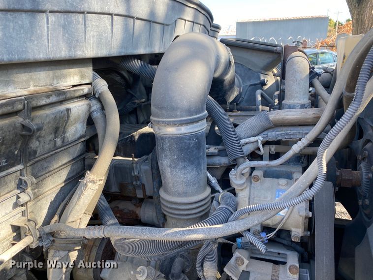 image for item IG9811 2008 International 7400 dump truck