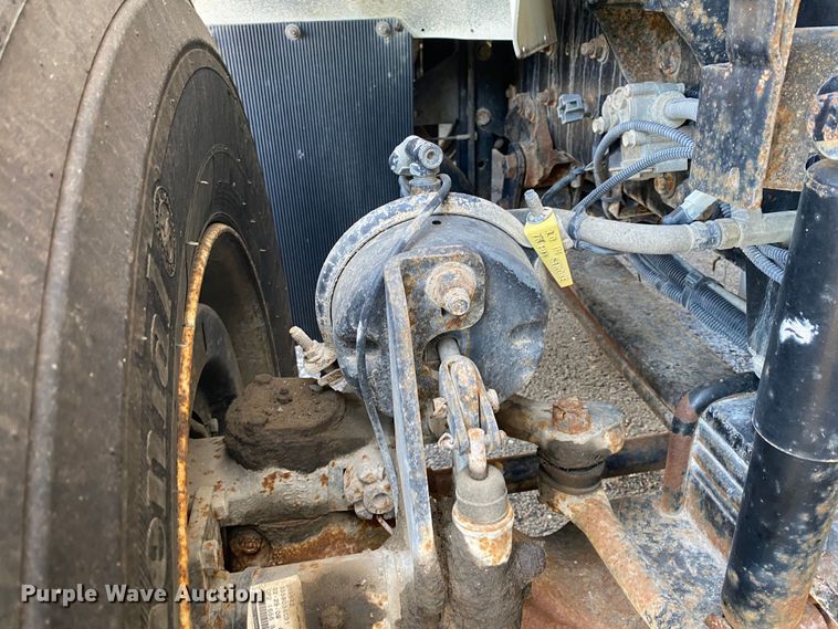 image for item IG9811 2008 International 7400 dump truck