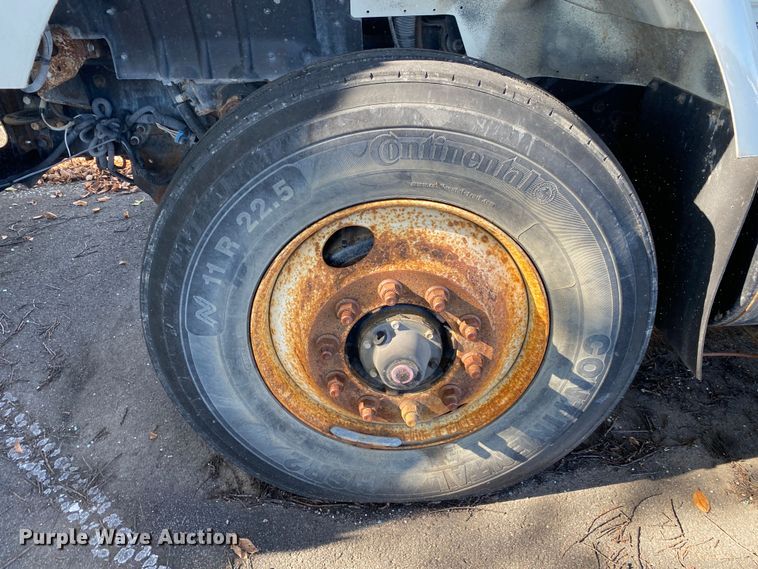 image for item IG9811 2008 International 7400 dump truck