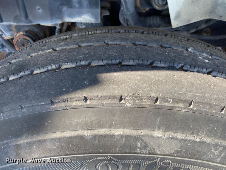 image for item IG9811 2008 International 7400 dump truck