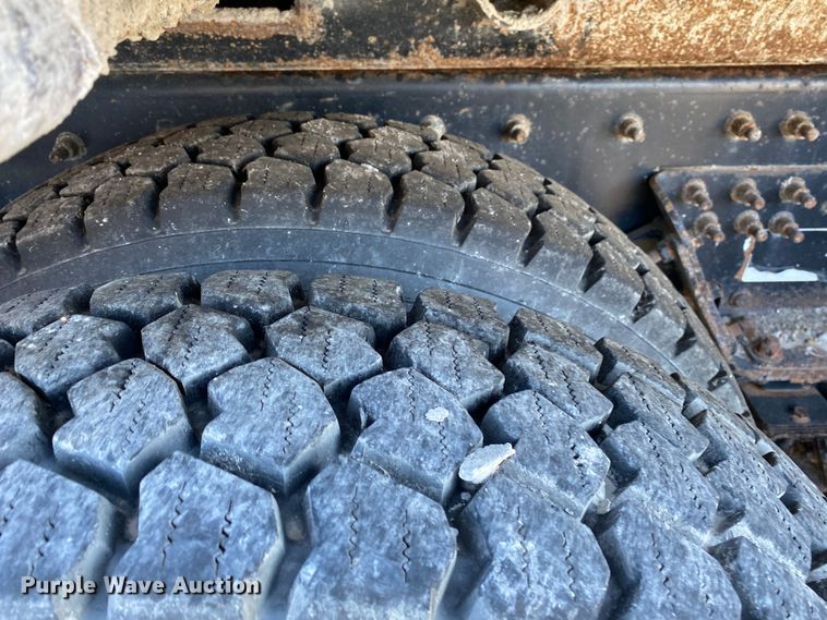 image for item IG9811 2008 International 7400 dump truck