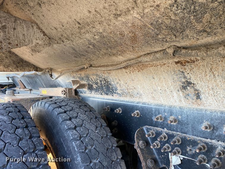 image for item IG9811 2008 International 7400 dump truck