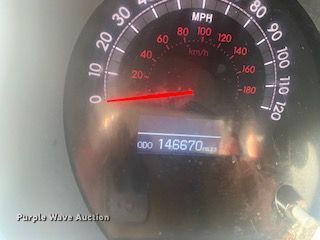 image for item IG9812 2013 Toyota Tundra Crew Cab pickup truck