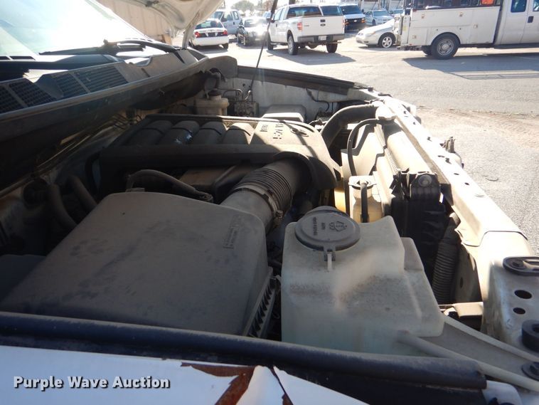 image for item IG9812 2013 Toyota Tundra Crew Cab pickup truck