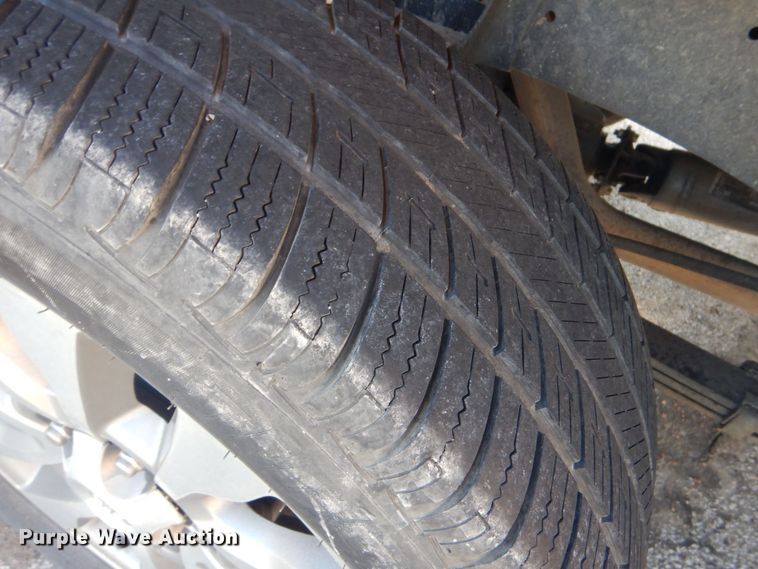 image for item IG9812 2013 Toyota Tundra Crew Cab pickup truck