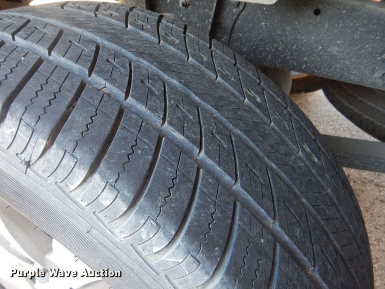 image for item IG9812 2013 Toyota Tundra Crew Cab pickup truck