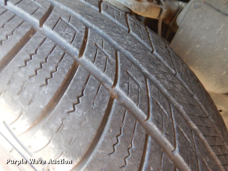 image for item IG9812 2013 Toyota Tundra Crew Cab pickup truck