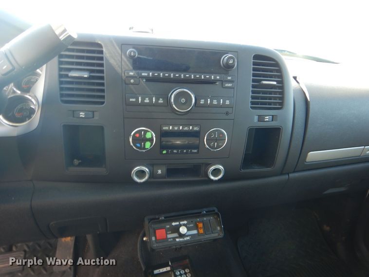 image for item IG9817 2009 Chevrolet Silverado Crew Cab pickup truck