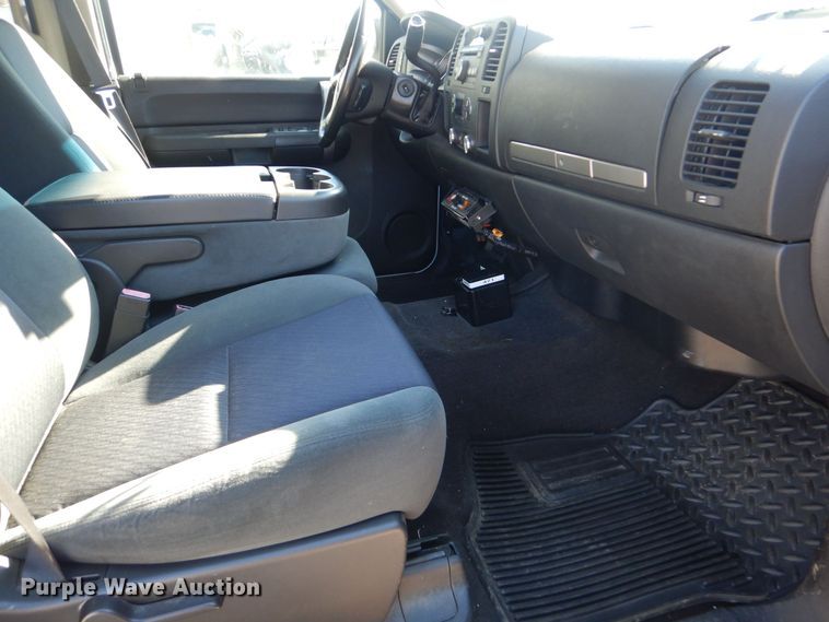 image for item IG9817 2009 Chevrolet Silverado Crew Cab pickup truck