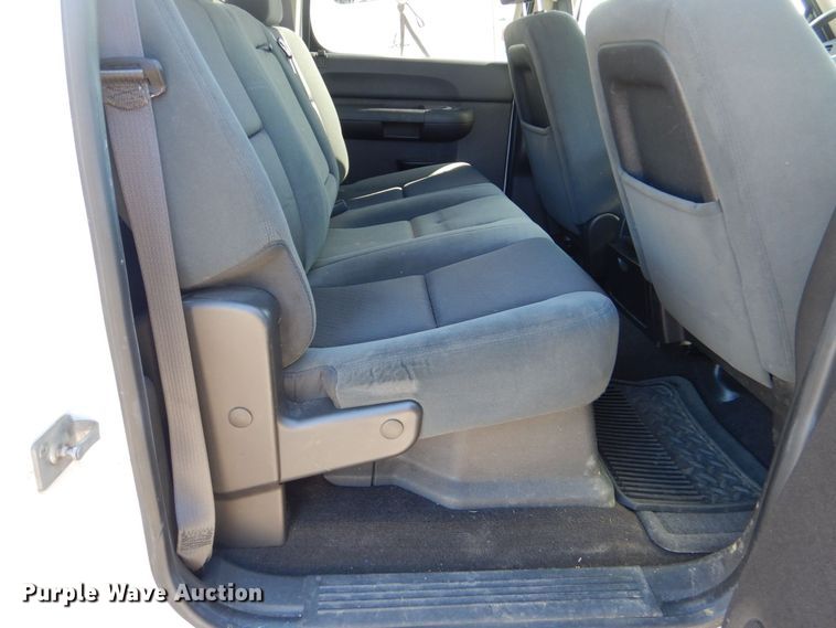 image for item IG9817 2009 Chevrolet Silverado Crew Cab pickup truck